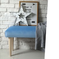 Ławeczka tapicerowana w pastelowym kolorze, do wyboru ponad 30 kolorów.