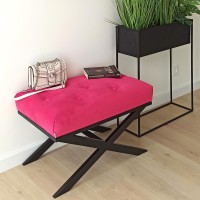 Siedzisko na metalowym stelażu o kształcie X - możliwe także inne kształty stelaża.