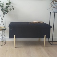 Złote dodatki w przedpokoju - postaw na ławkę.