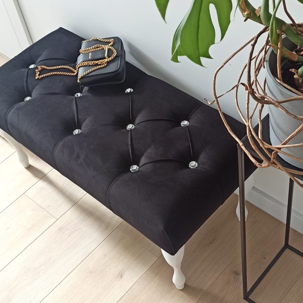 Ławeczka glamour pikowana kryształkami.