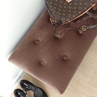 Siedzisko z pojemnikiem - idealna na przedpokój.